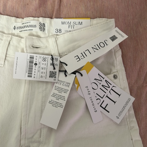 STRADIVARIUS MOM SLIM FIT WHITE JEANS - Picture 10 of 12